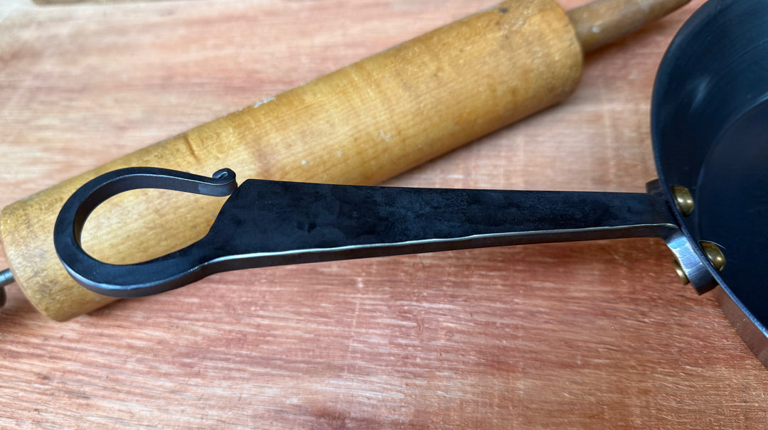 10 inch Deep Dish Carbon Steel Pan