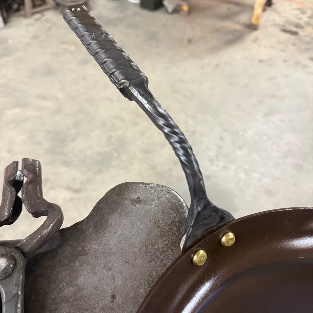 Blue collar skillet